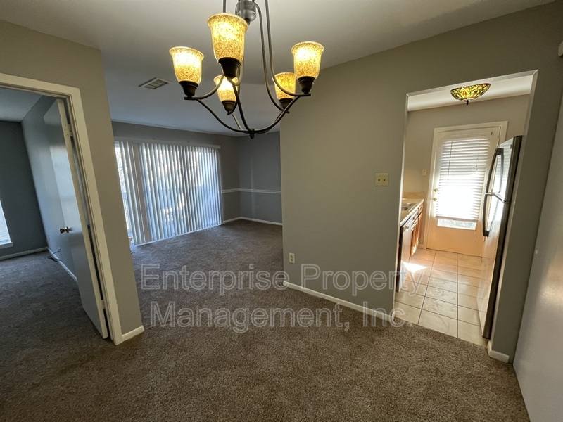 Condo for rent at 6782 Quail Hollow Court #2, Memphis, TN 38120