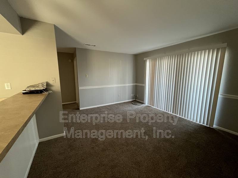 Condo for rent at 6782 Quail Hollow Court #2, Memphis, TN 38120