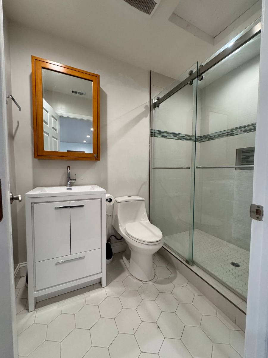 Townhouse for rent at 7842 Woodlake Ave, Canoga Park, CA 91304