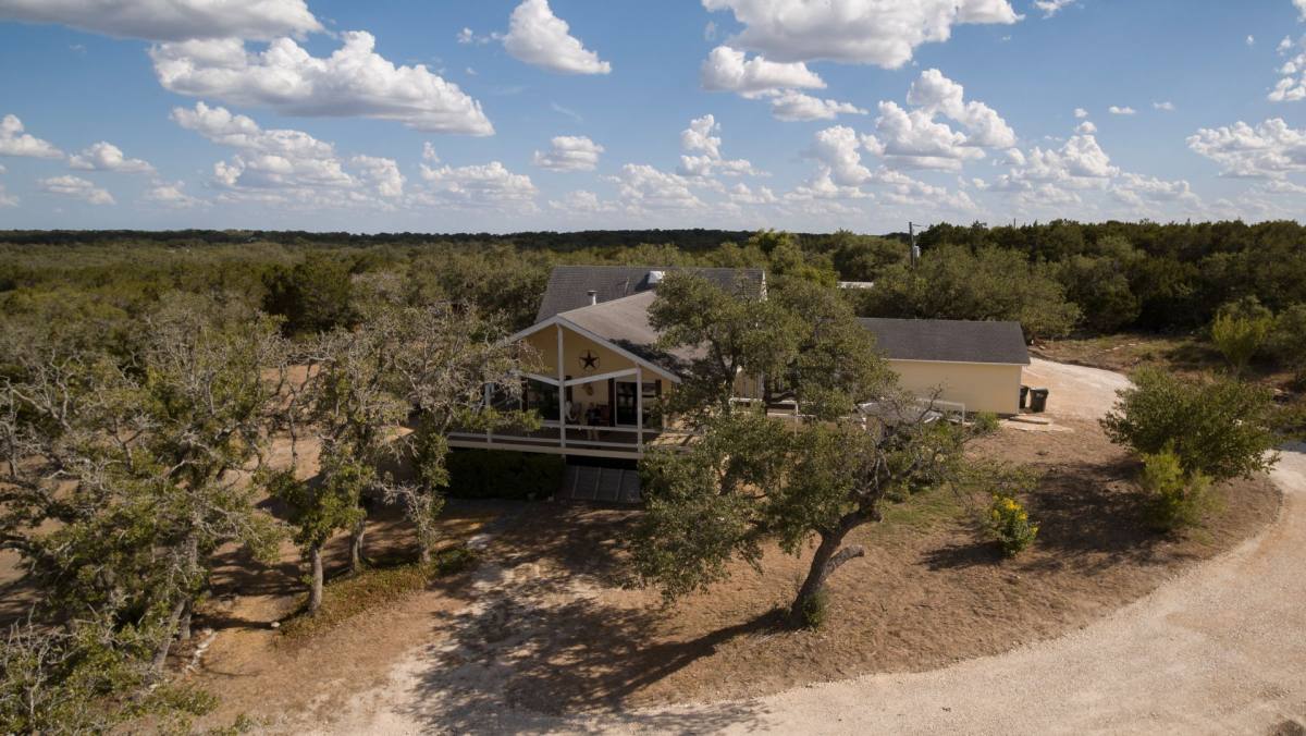 House for rent at 124 S Rainbow Ranch Rd, Wimberley, TX 78676