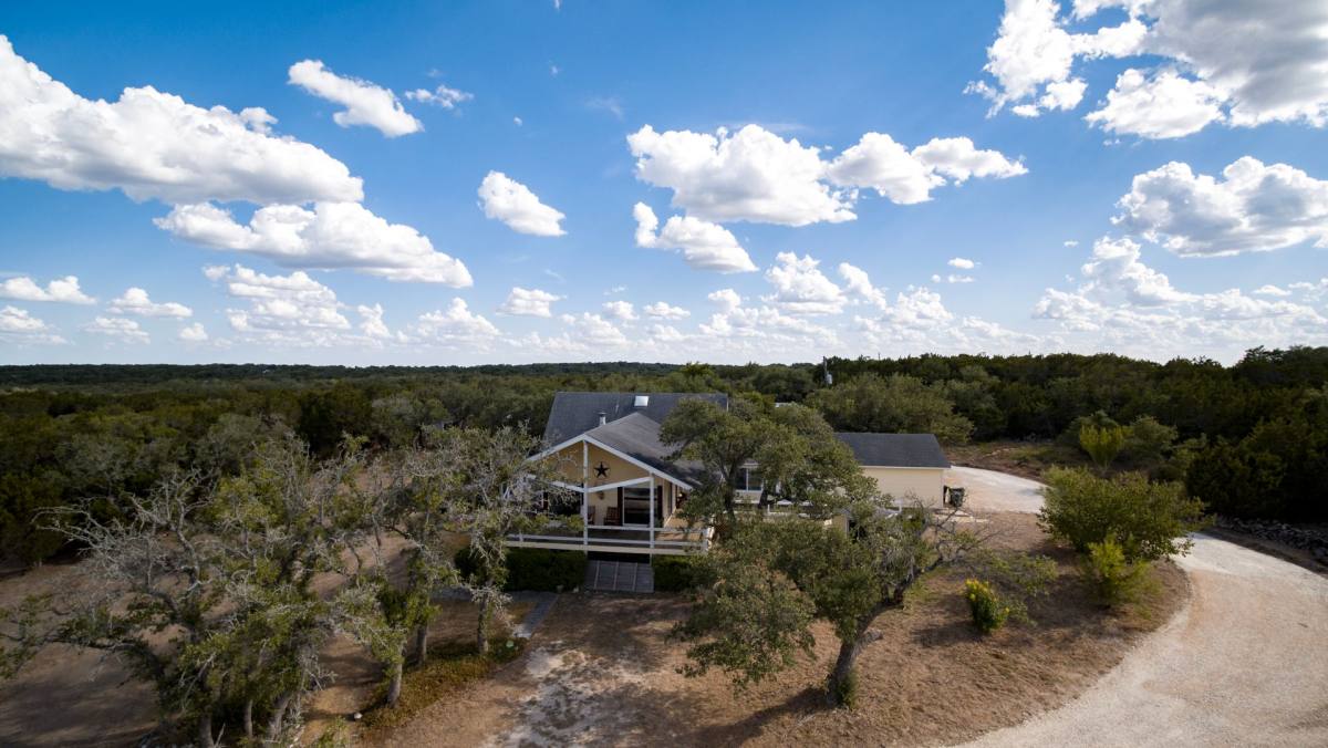 House for rent at 124 S Rainbow Ranch Rd, Wimberley, TX 78676