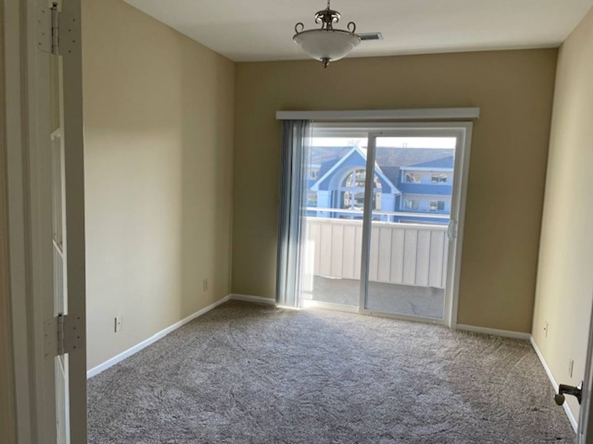 Apartment for rent at 6538 Spring Brook Rd, Rockford, IL 61114