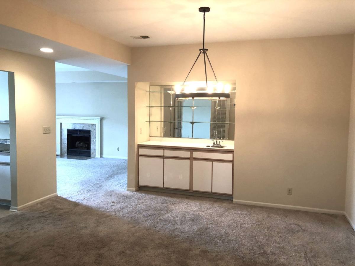 Apartment for rent at 6538 Spring Brook Rd, Rockford, IL 61114
