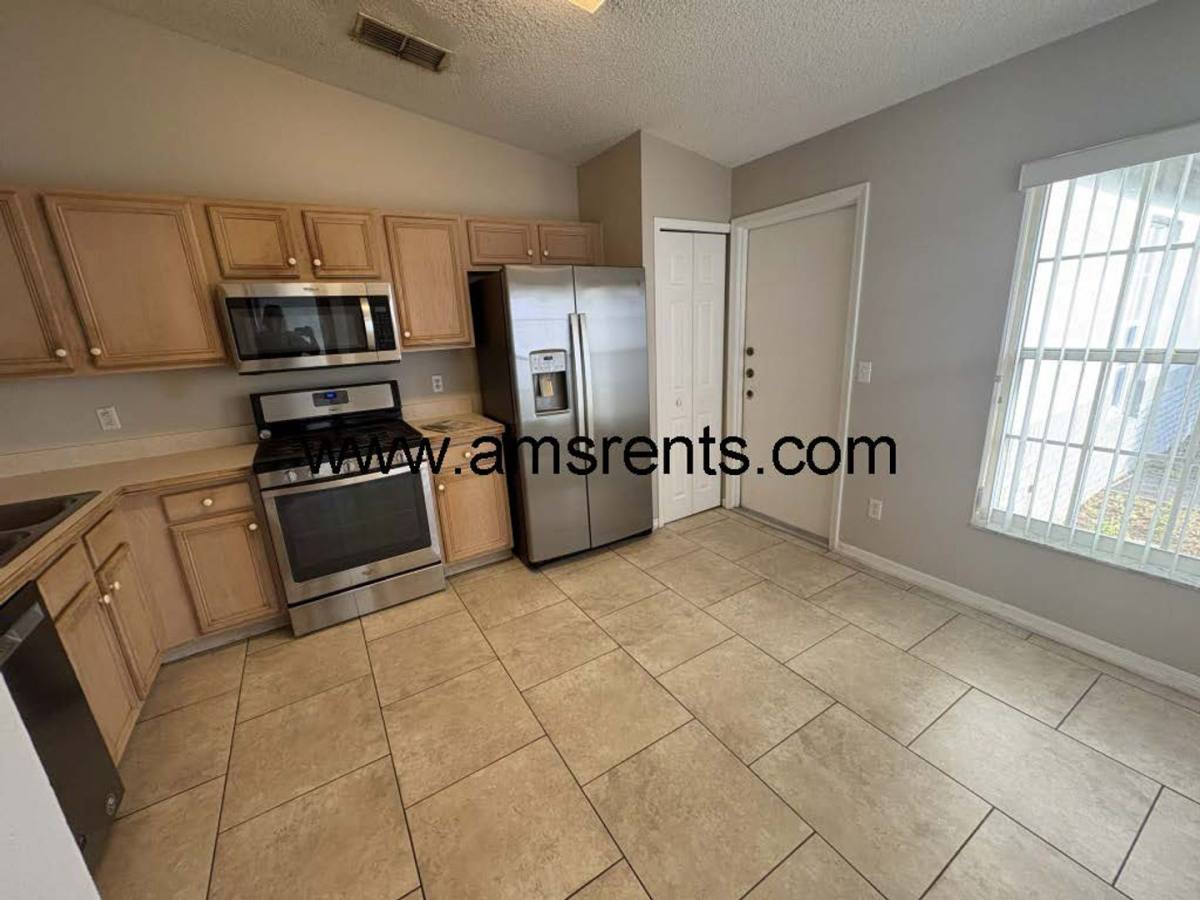 House for rent at 7811 Turkey Oak Lane, Kissimmee, FL 34747