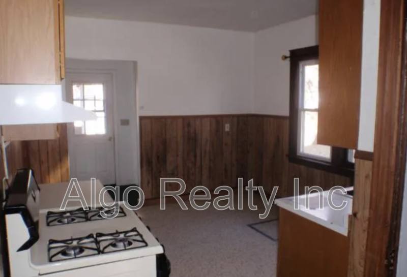 House for rent at 2623 Humboldt Ave N, Minneapolis, MN 55411