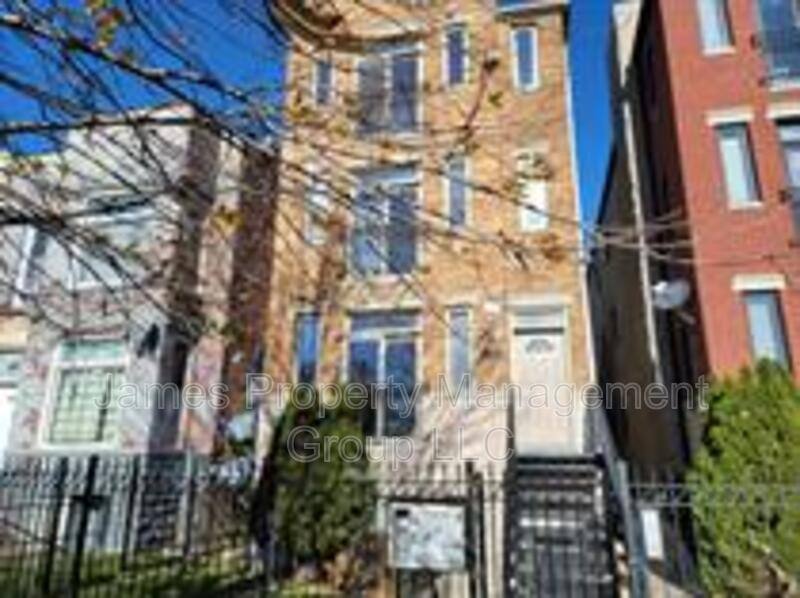 Apartment for rent at 3112 W Monroe St #1, Chicago, IL 60612