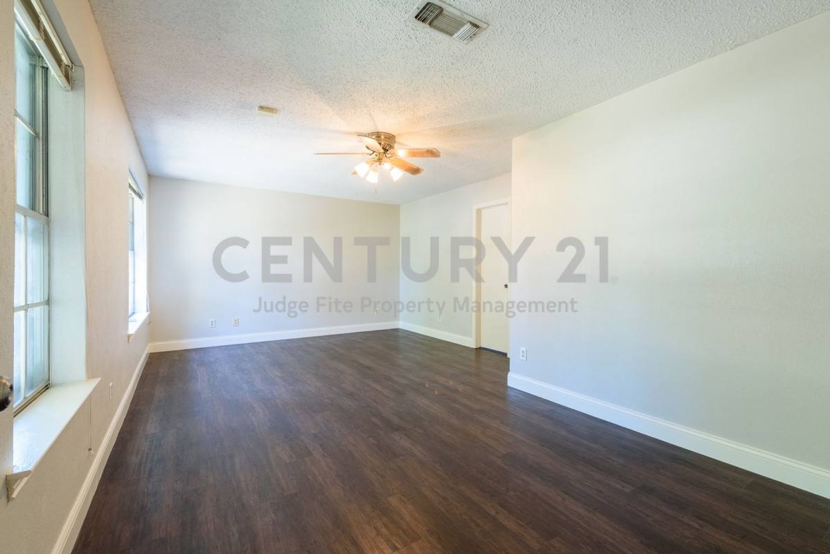 House for rent at 1915 Wendy St, Irving, TX 75060
