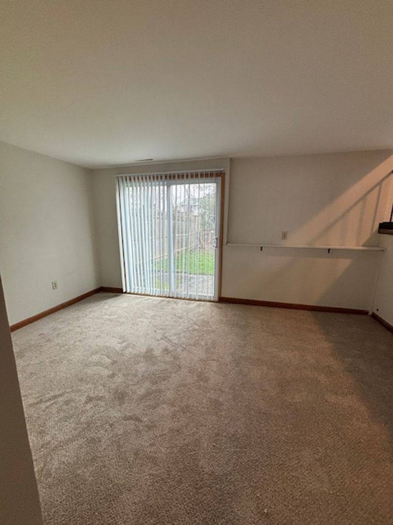 Apartment for rent at 6463-65 Wells Dr, East Syracuse, NY 13057