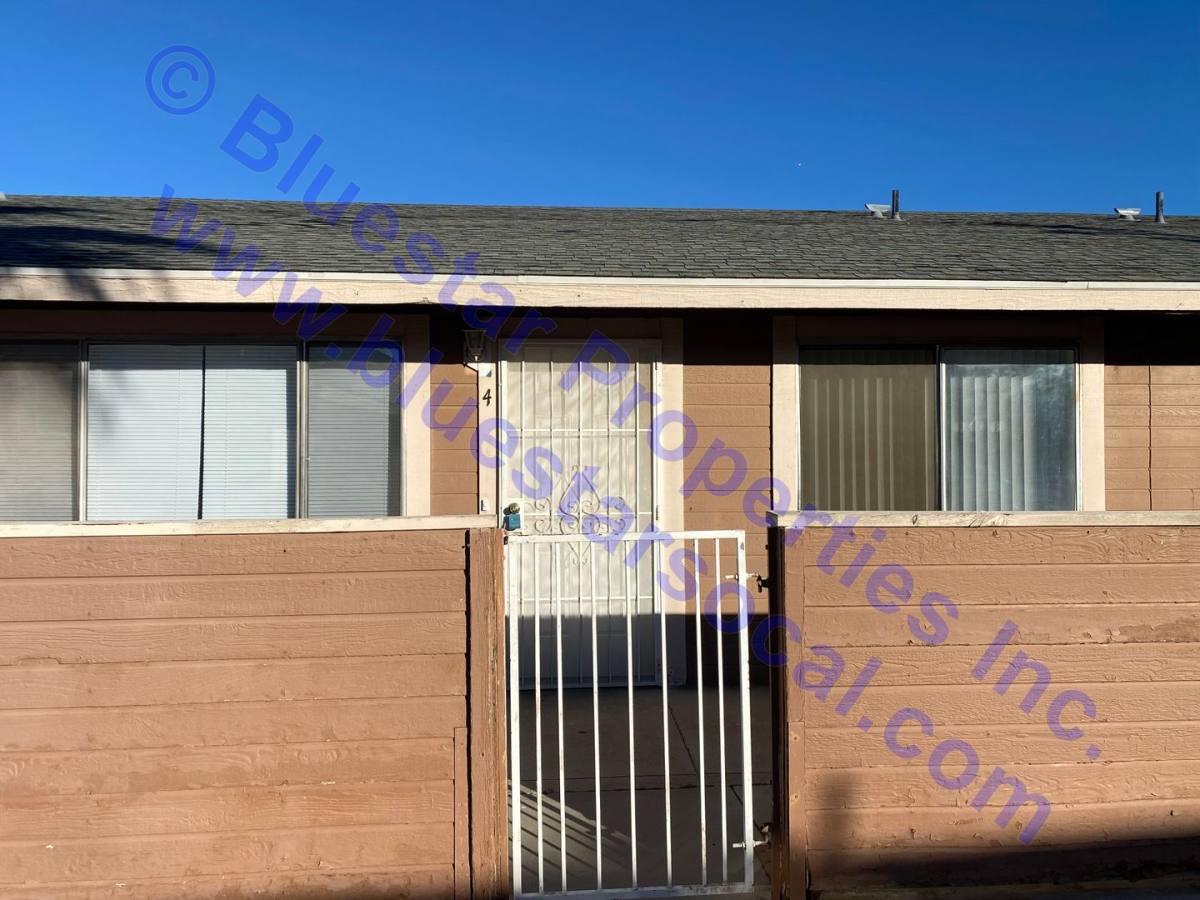 Apartment for rent at 13583 Algonquin Rd, Apple Valley, CA 92308