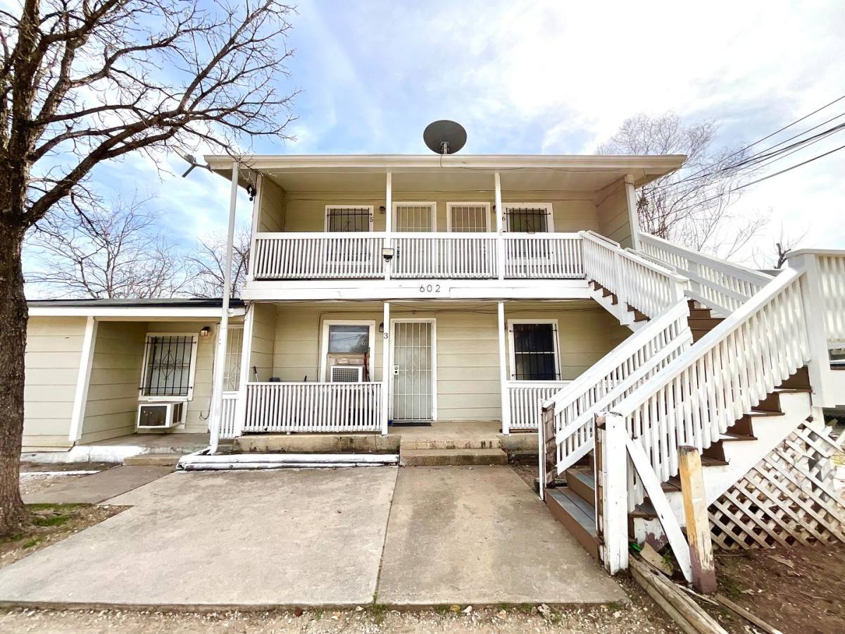 Apartment for rent at 602 Lovett Ave, San Antonio, TX 78211