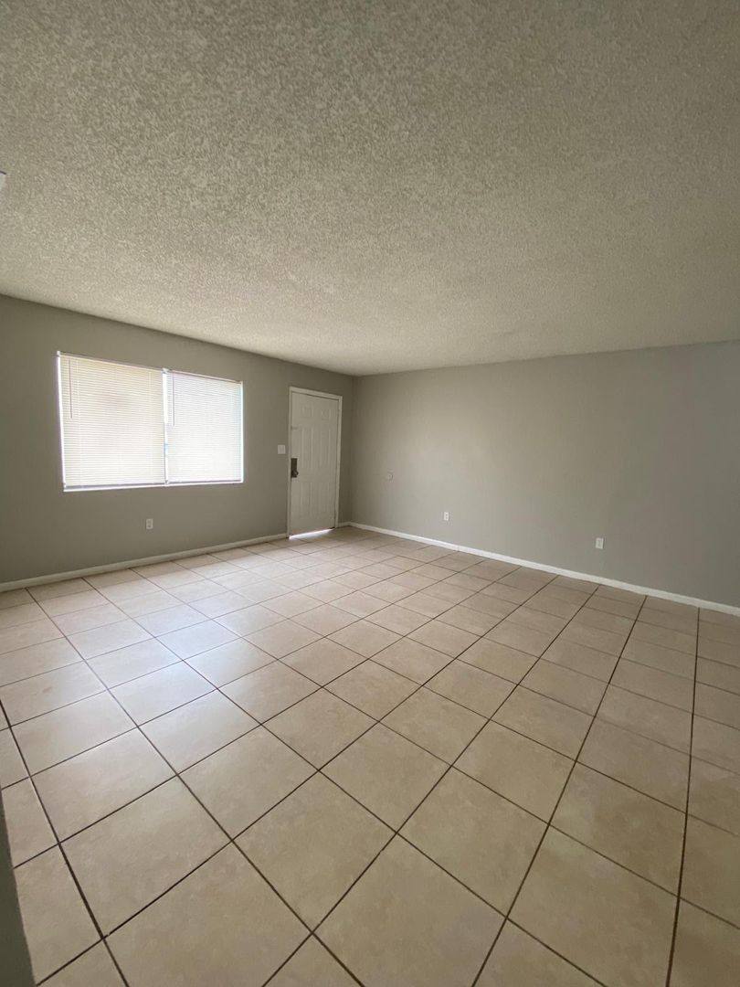 House for rent at 3873 Janeen Circle, Mulberry, FL 33860