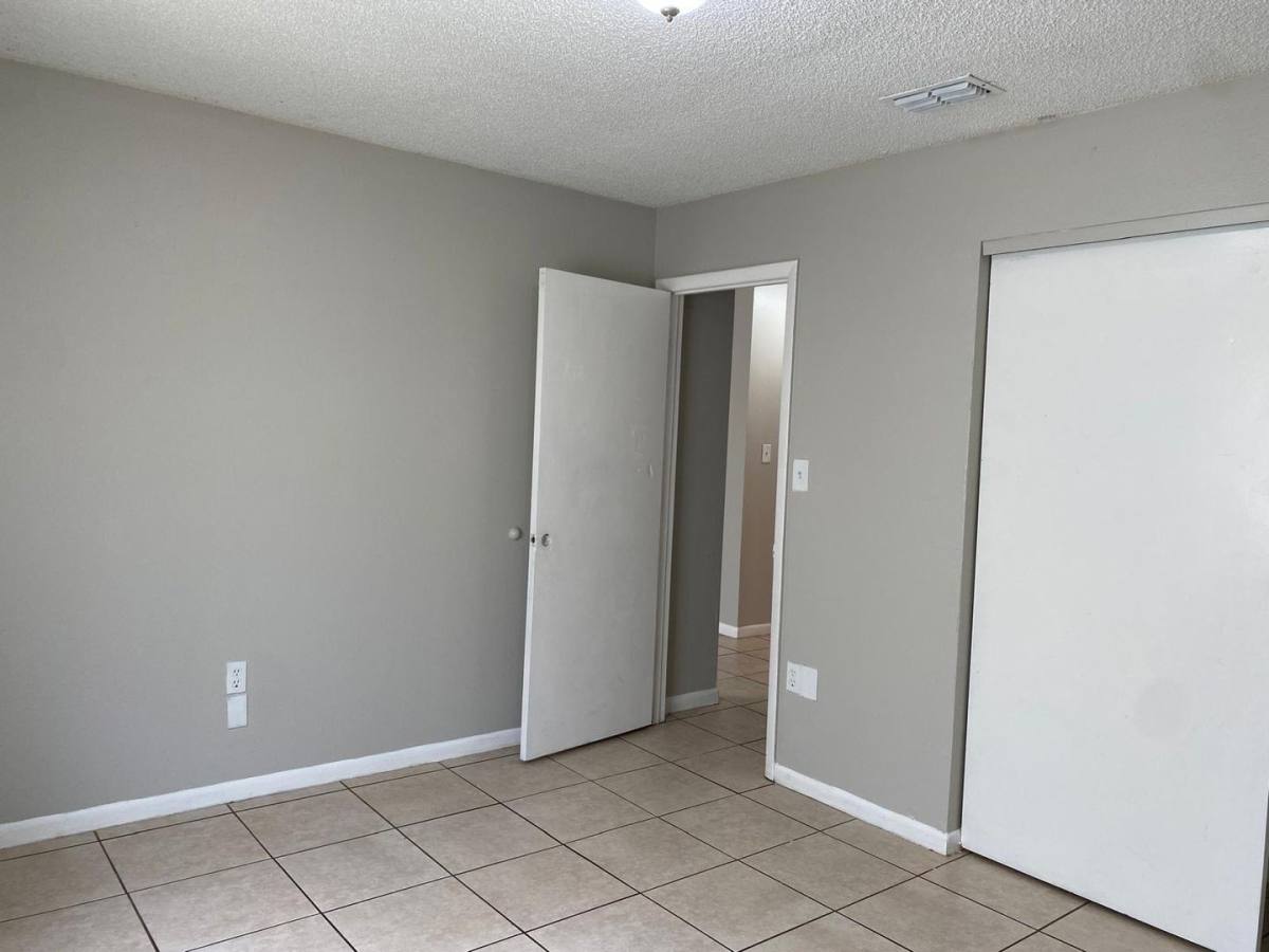 House for rent at 3873 Janeen Circle, Mulberry, FL 33860