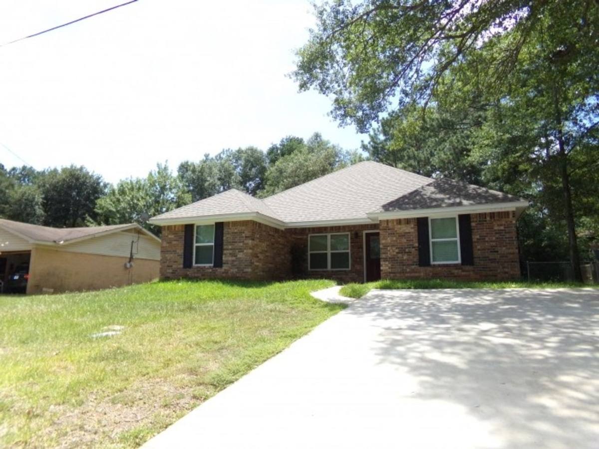 House for rent at 4715 Pearl St, Nacogdoches, TX 75965