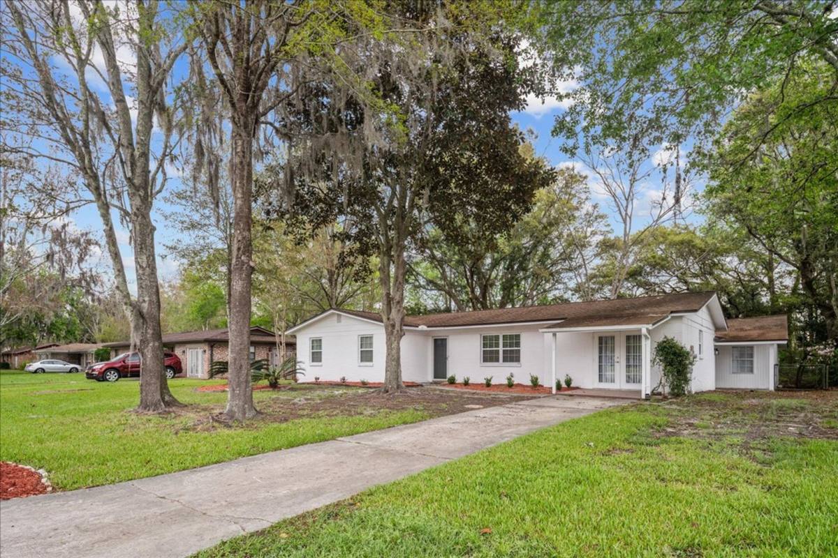 House for rent at 1683 Morningside Dr, Middleburg, FL 32068
