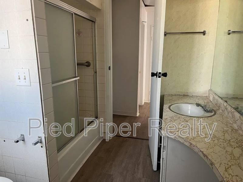 Apartment for rent at 404 E Prospect Terrace, Freeport, IL 61032