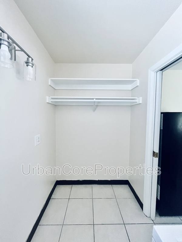 Apartment for rent at 105 7th Ave N #8, Saint Petersburg, FL 33701