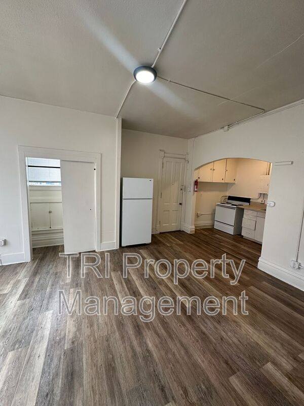 Apartment for rent at 715 15th St #6, Greeley, CO 80631