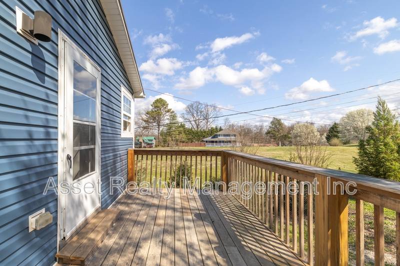 Apartment for rent at 4143 W Beaver Creek Dr #C, Powell, TN 37849