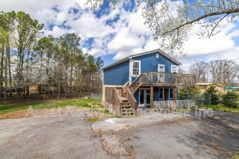 Apartment for rent at 4143 W Beaver Creek Dr #C, Powell, TN 37849