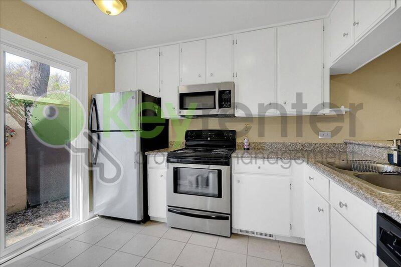 House for rent at 2254 Woodside Lane #2, Sacramento, CA 95825