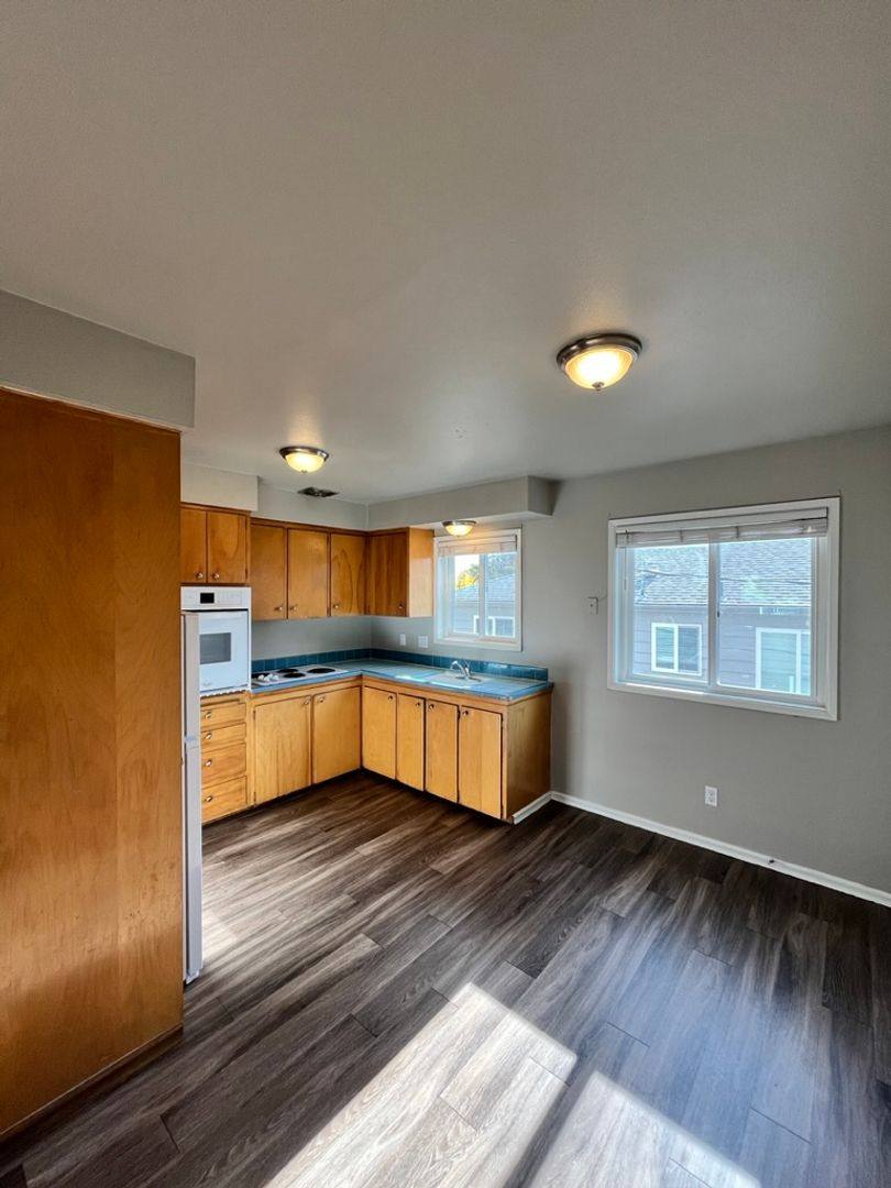 Apartment for rent at 2831 E 6th St, Vancouver, WA 98661
