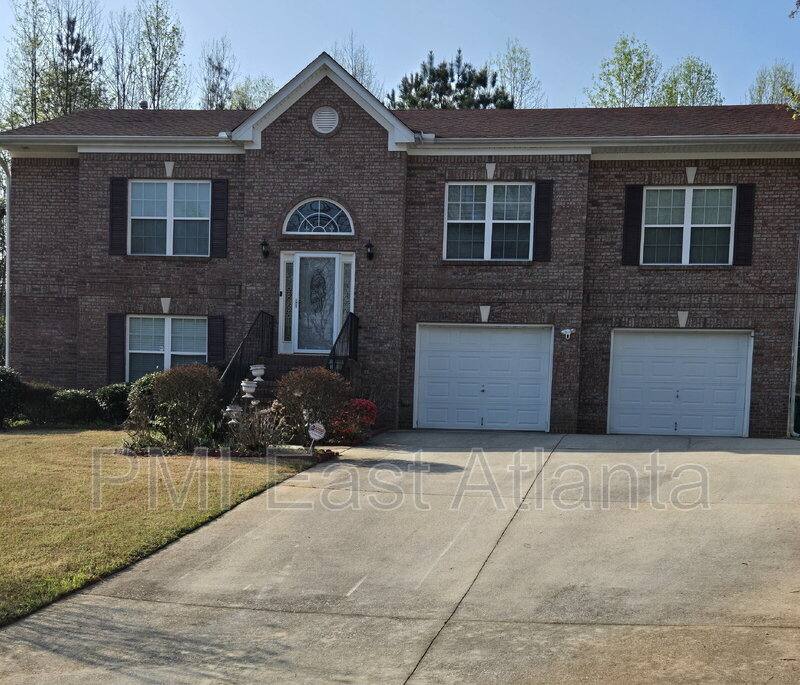 Apartment for rent at 6231 Arbor Links Rd #2, Lithonia, GA 30058