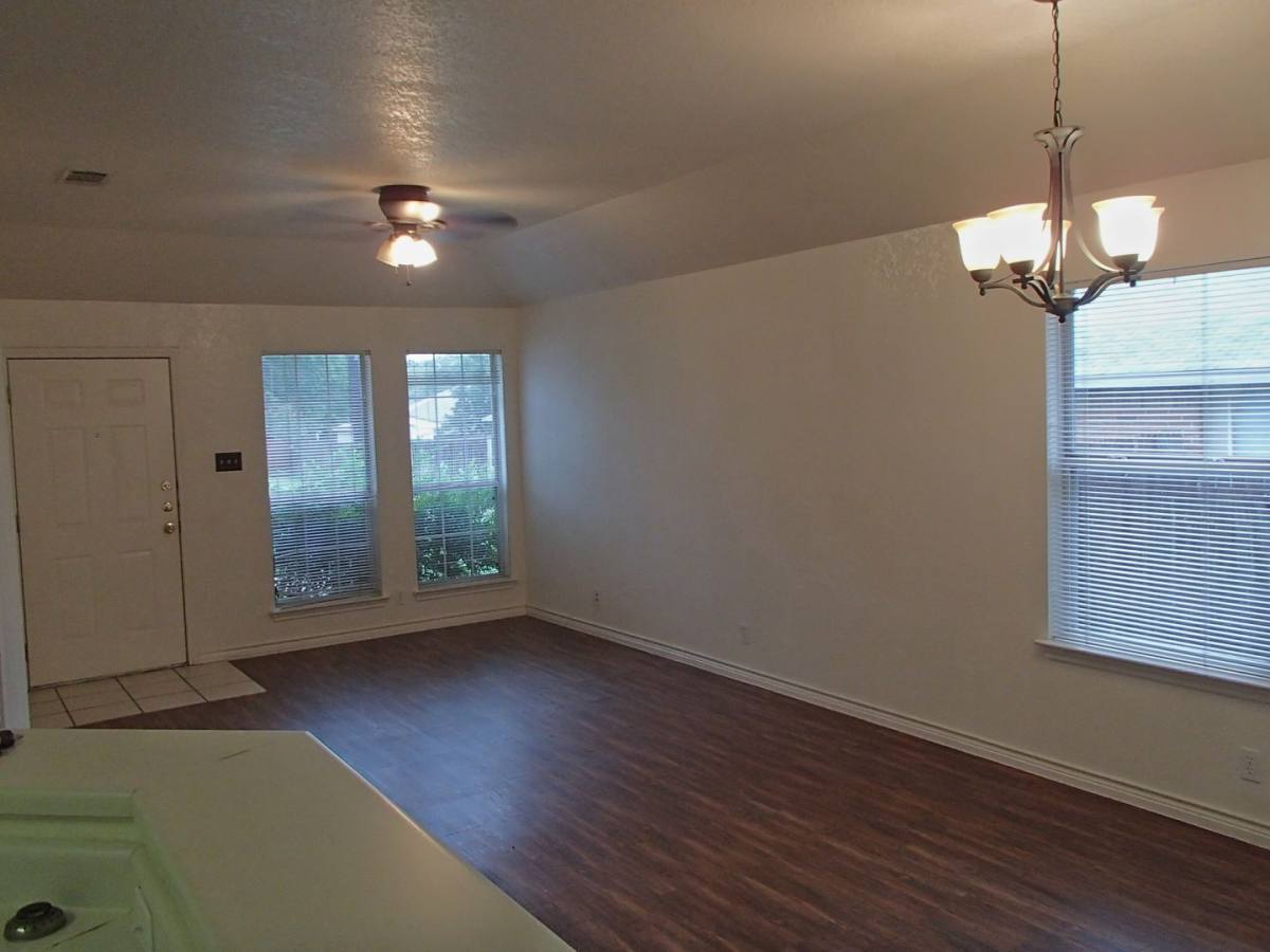 Apartment for rent at 304 Tamara Dr, Georgetown, TX 78628