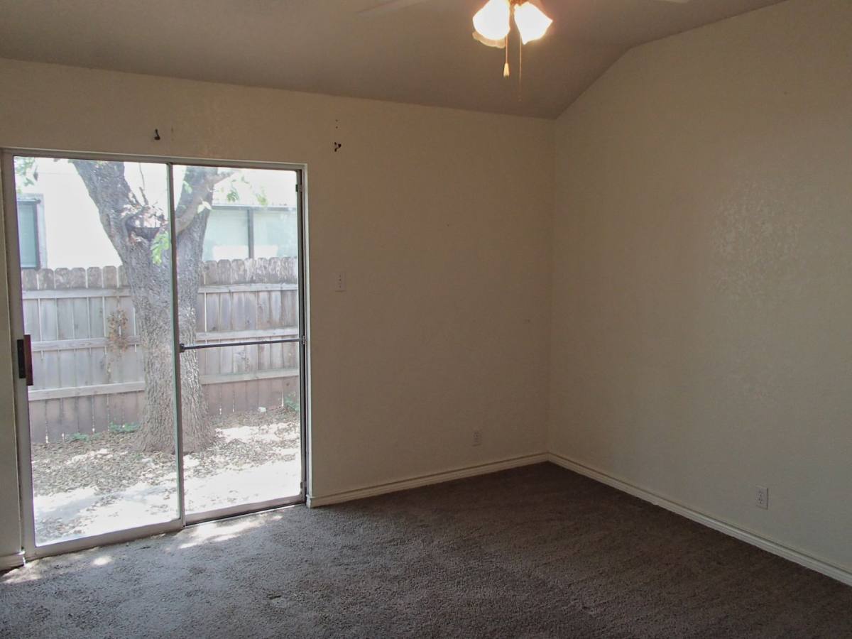 Apartment for rent at 304 Tamara Dr, Georgetown, TX 78628