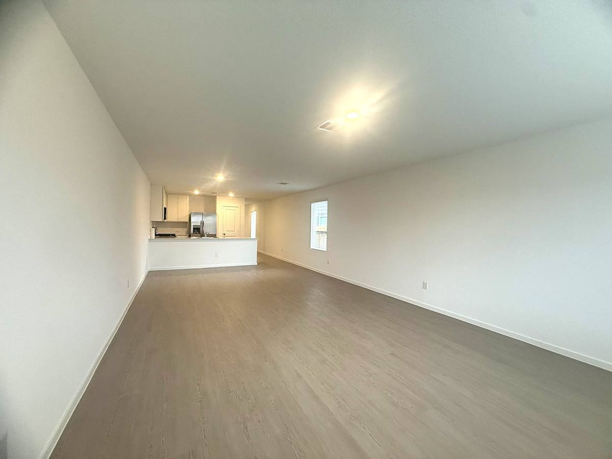 House for rent at 1520 Sunset Ridge Dr, Conroe, TX 77303