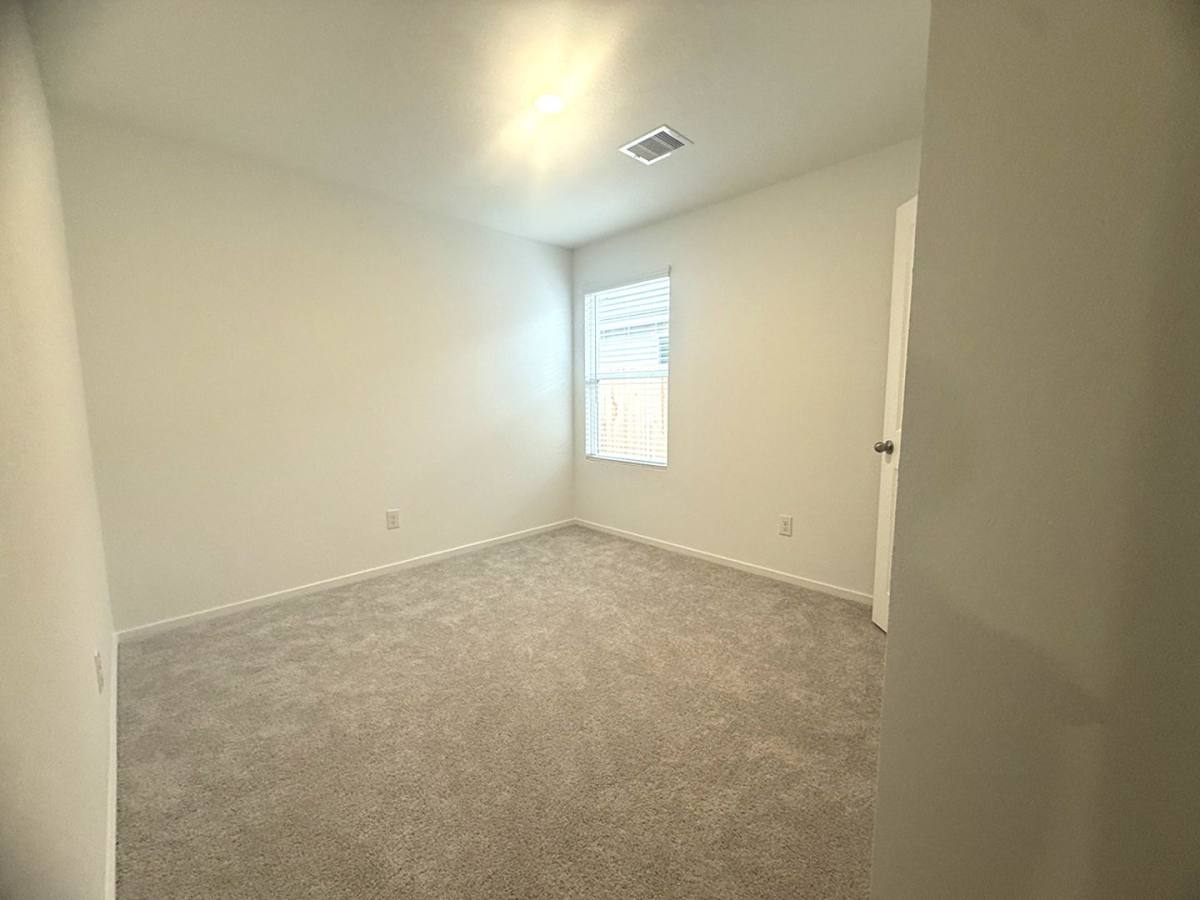House for rent at 1520 Sunset Ridge Dr, Conroe, TX 77303