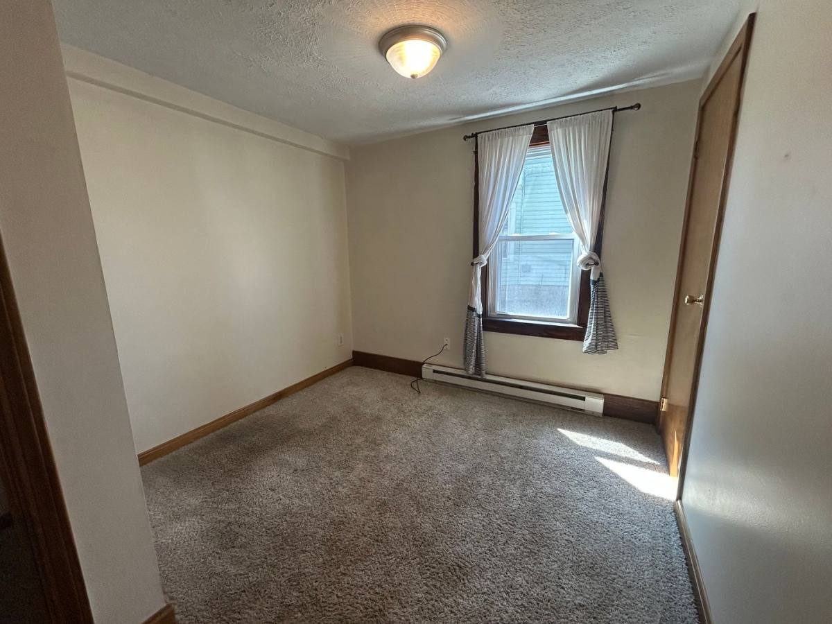 Apartment for rent at 1154 Walnut St, Stoneboro, PA 16153