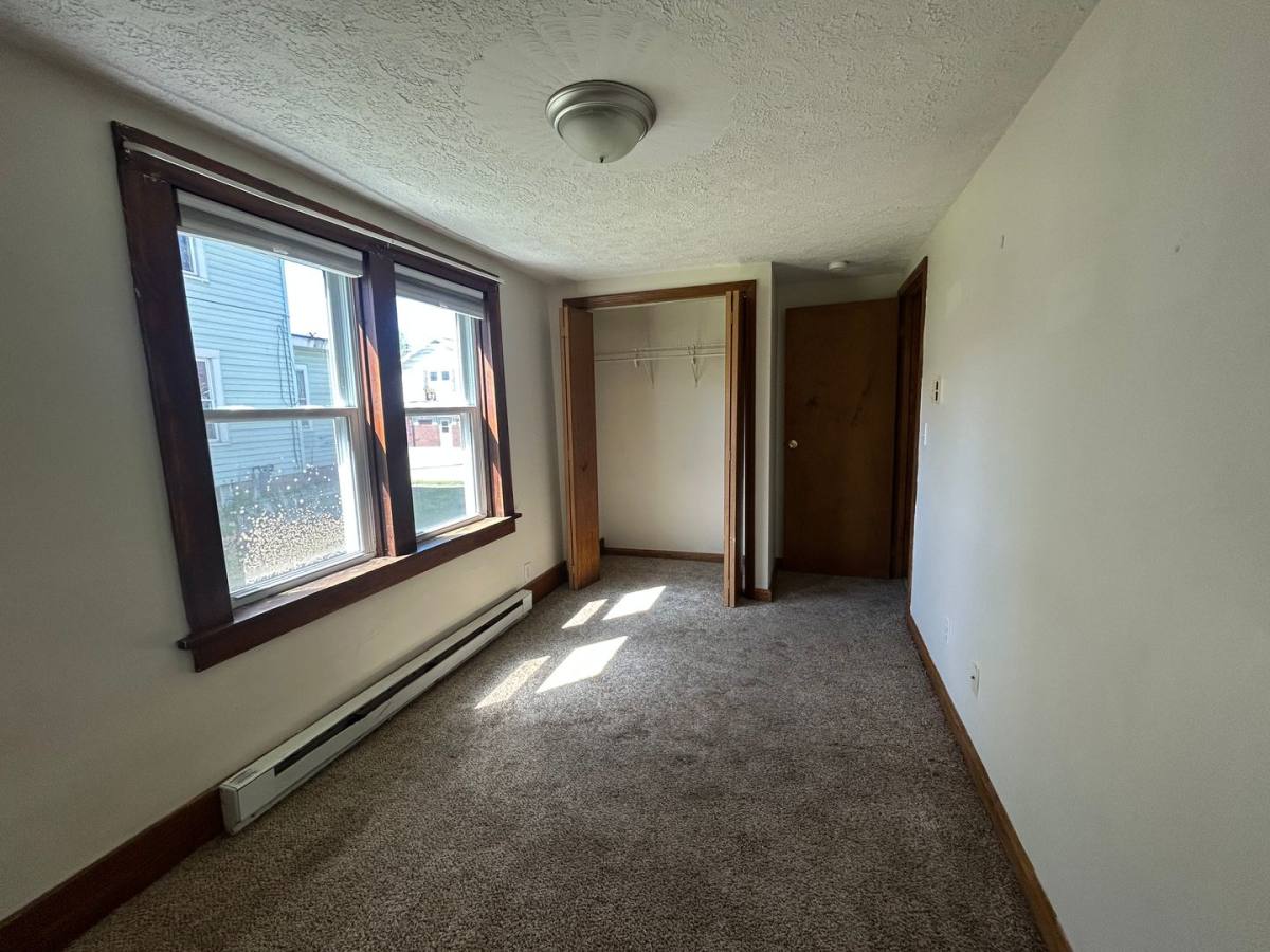 Apartment for rent at 1154 Walnut St, Stoneboro, PA 16153
