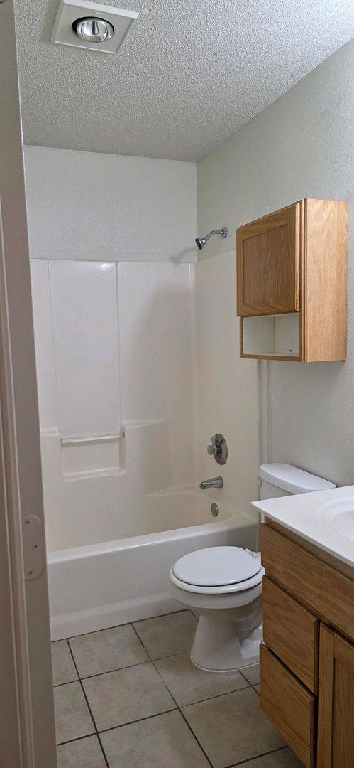 Apartment for rent at 2101 82nd St #OFC, Lubbock, TX 79423