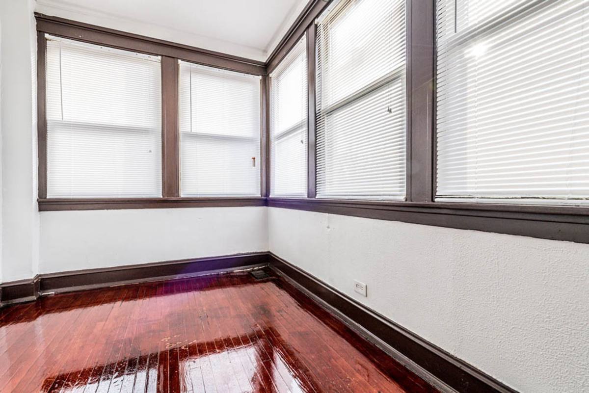 Apartment for rent at 617 N Central Ave, Chicago, IL 60644