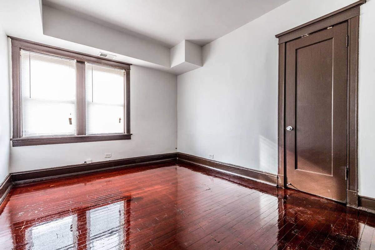 Apartment for rent at 617 N Central Ave, Chicago, IL 60644