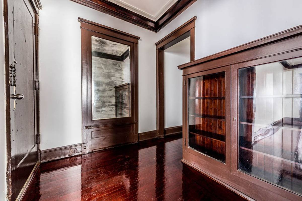 Apartment for rent at 617 N Central Ave, Chicago, IL 60644
