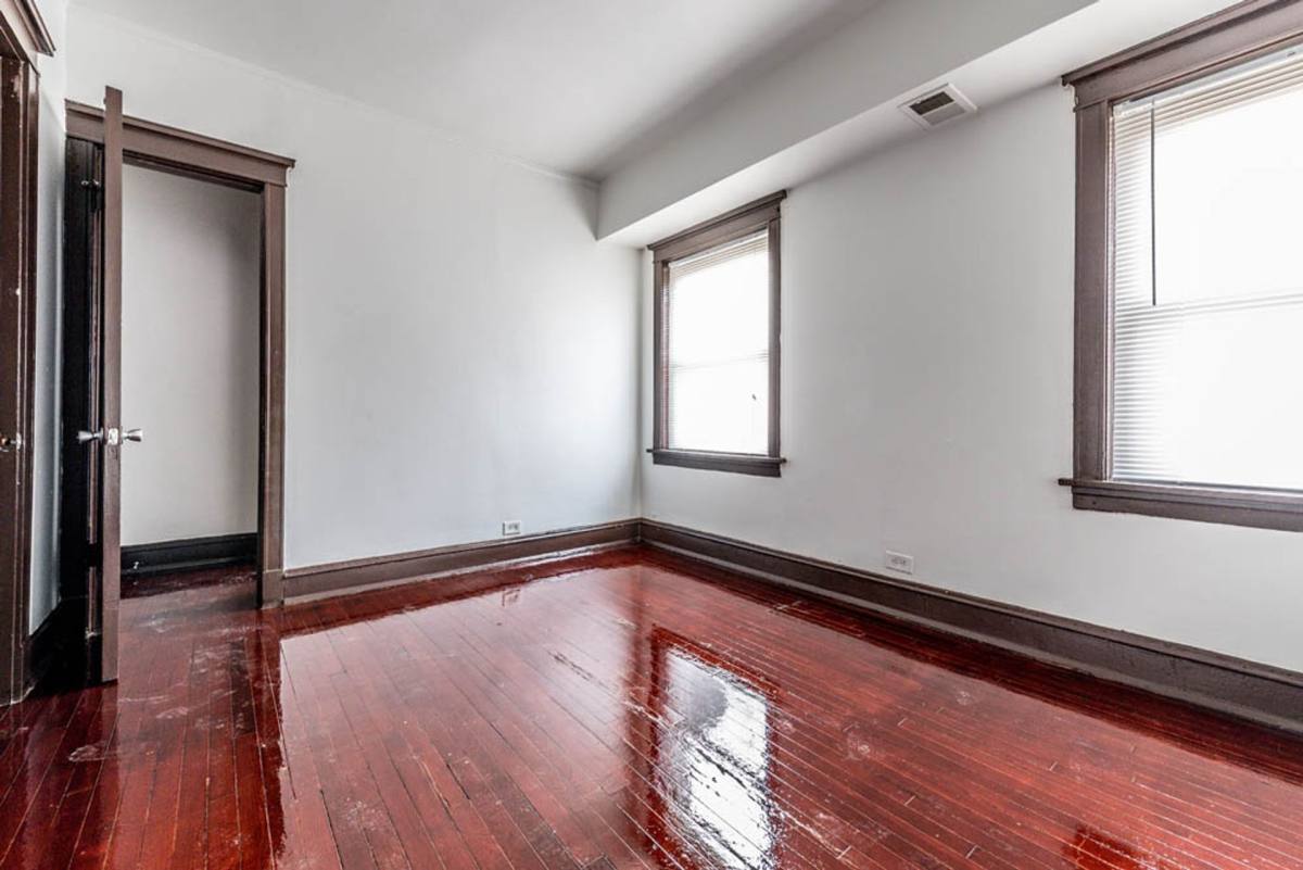 Apartment for rent at 617 N Central Ave, Chicago, IL 60644