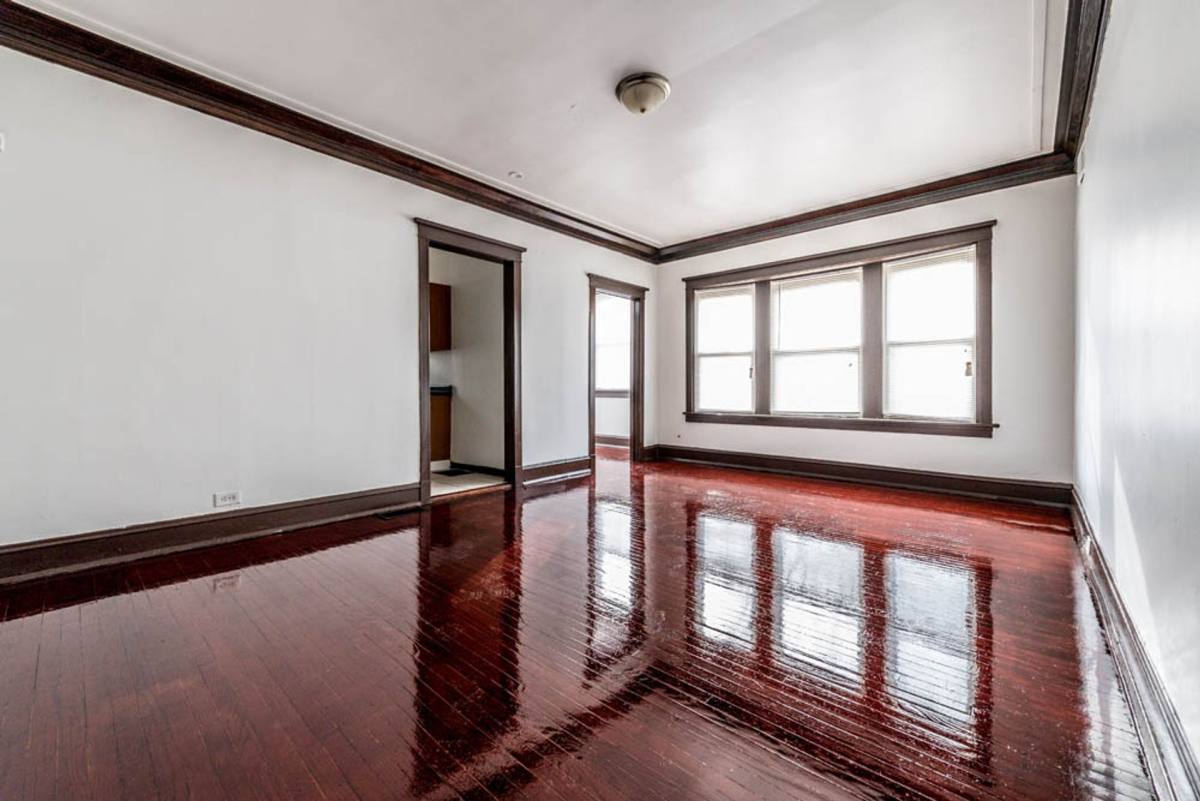 Apartment for rent at 617 N Central Ave, Chicago, IL 60644