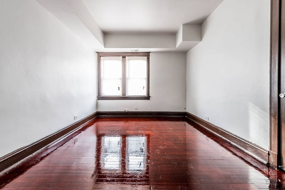 Apartment for rent at 617 N Central Ave, Chicago, IL 60644