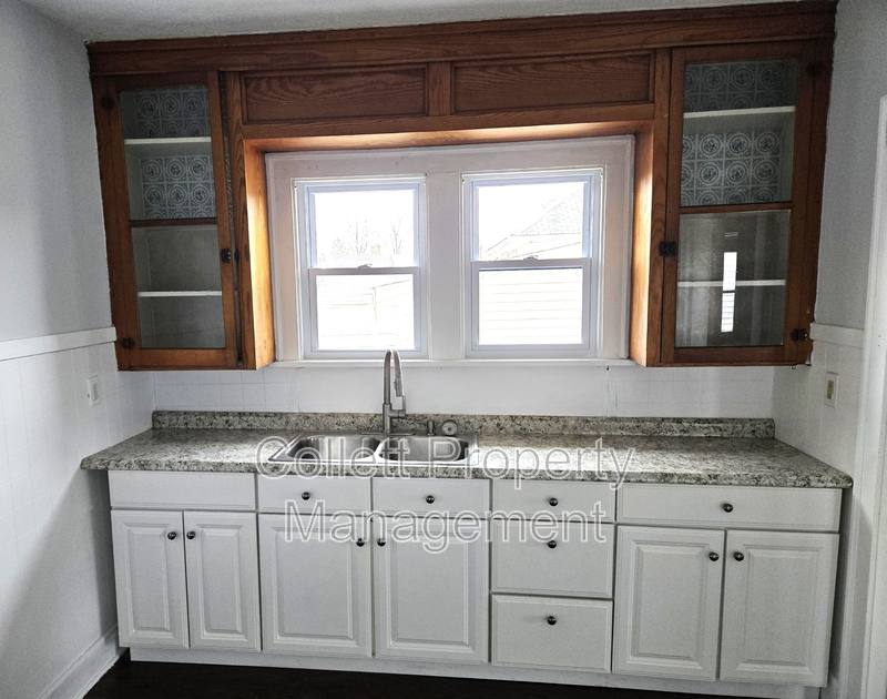 Apartment for rent at 11512 Tonsing Dr #2, Cleveland, OH 44125