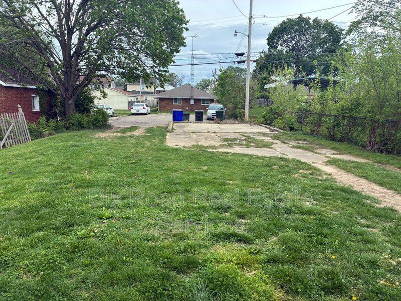 House for rent at 1430 Coventry Rd, Dayton, OH 45410