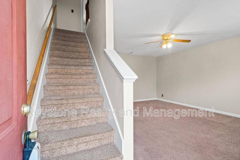 Townhouse for rent at 1630 Baltimore Dr, Clarksville, TN 37043