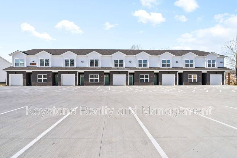 Townhouse for rent at 750 Tracy Lane, Clarksville, TN 37040