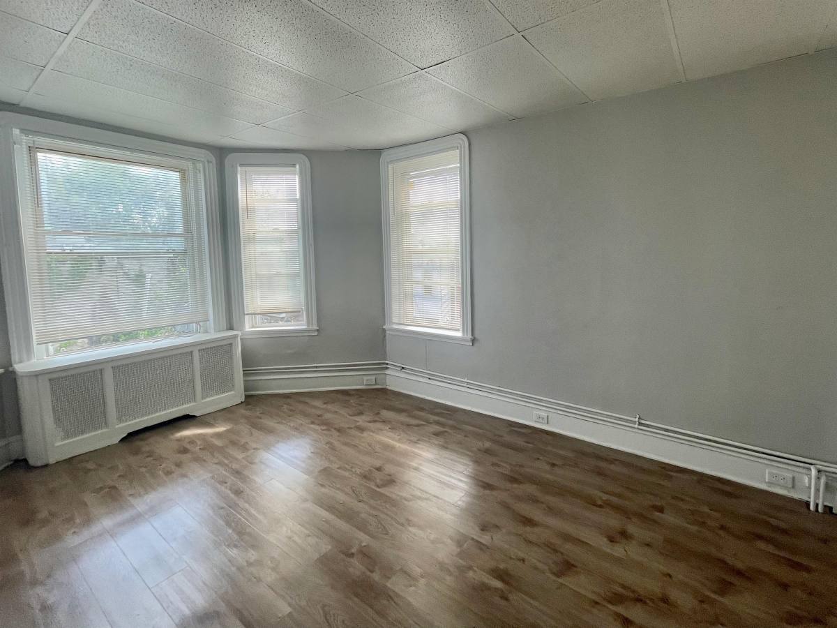 Apartment for rent at 1230 W Allegheny Ave #2R, Philadelphia, PA 19133