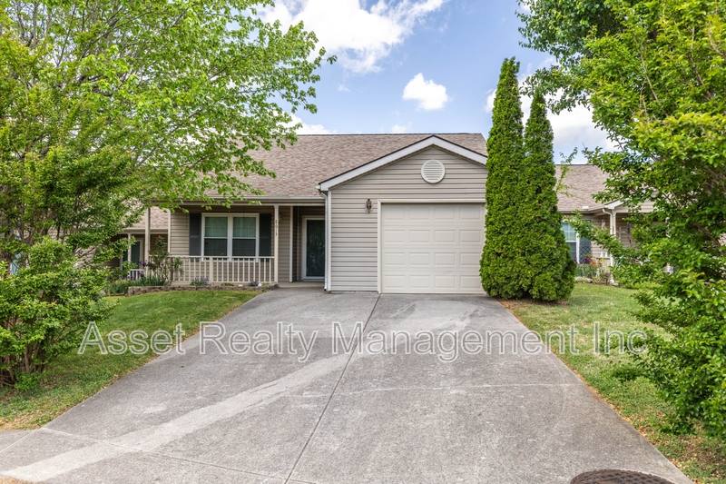 Apartment for rent at 8613 Little Field Way #1, Knoxville, TN 37923
