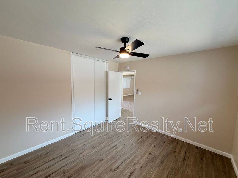 Apartment for rent at 355 S Aspan Ave #MIDDLE, Azusa, CA 91702