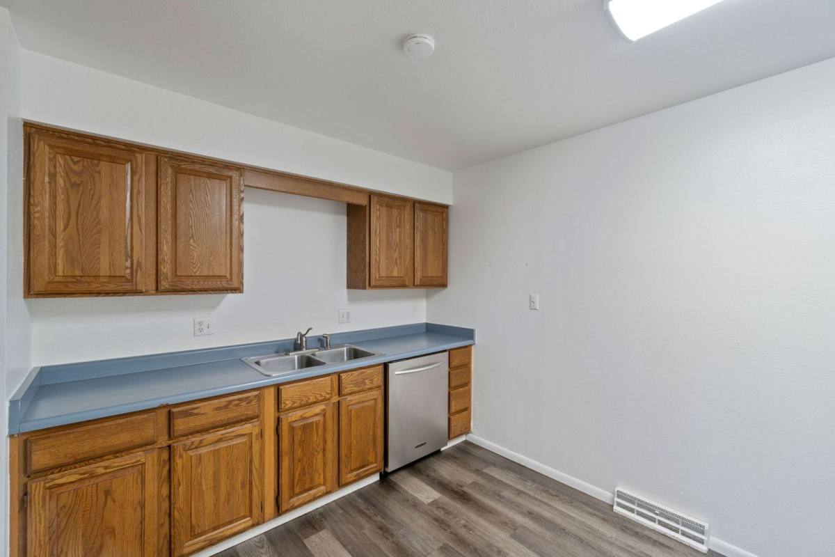 Apartment for rent at 833 Ponderosa Dr, Fort Collins, CO 80521
