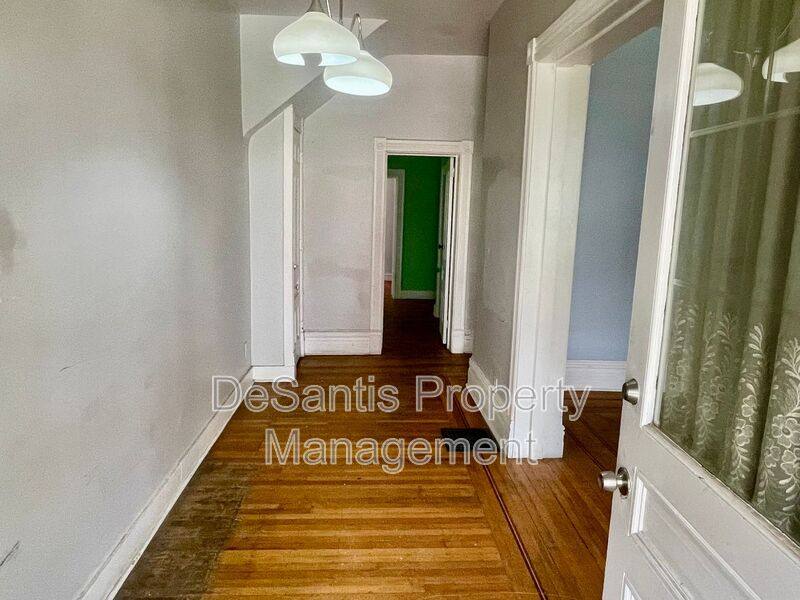 Apartment for rent at 5498 Hayes St #1, Pittsburgh, PA 15206