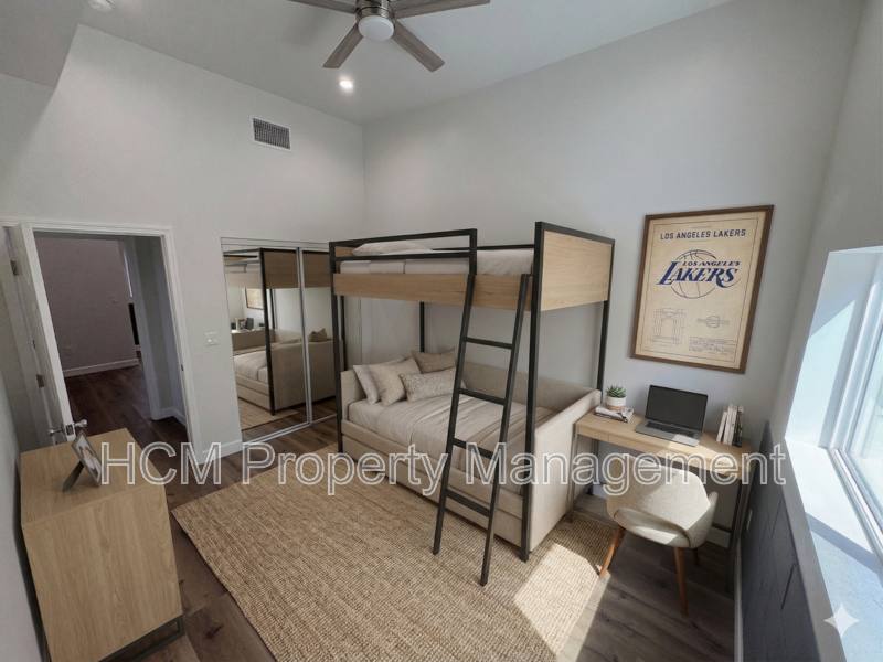 Townhouse for rent at 5507-5509 S Manhattan Place #5509 1 2, Los Angeles, CA 90062