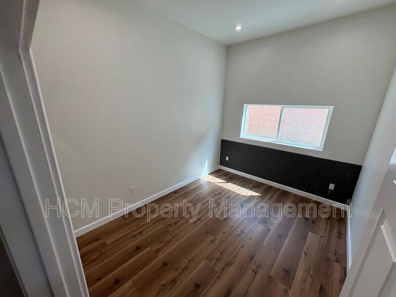 Townhouse for rent at 5507-5509 S Manhattan Place #5509 1 2, Los Angeles, CA 90062